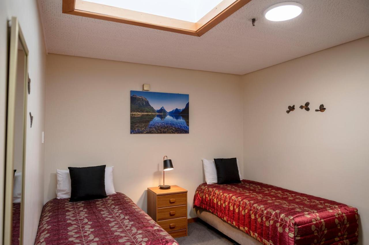 Asure Aspiring Court Motel Haast Eksteriør billede